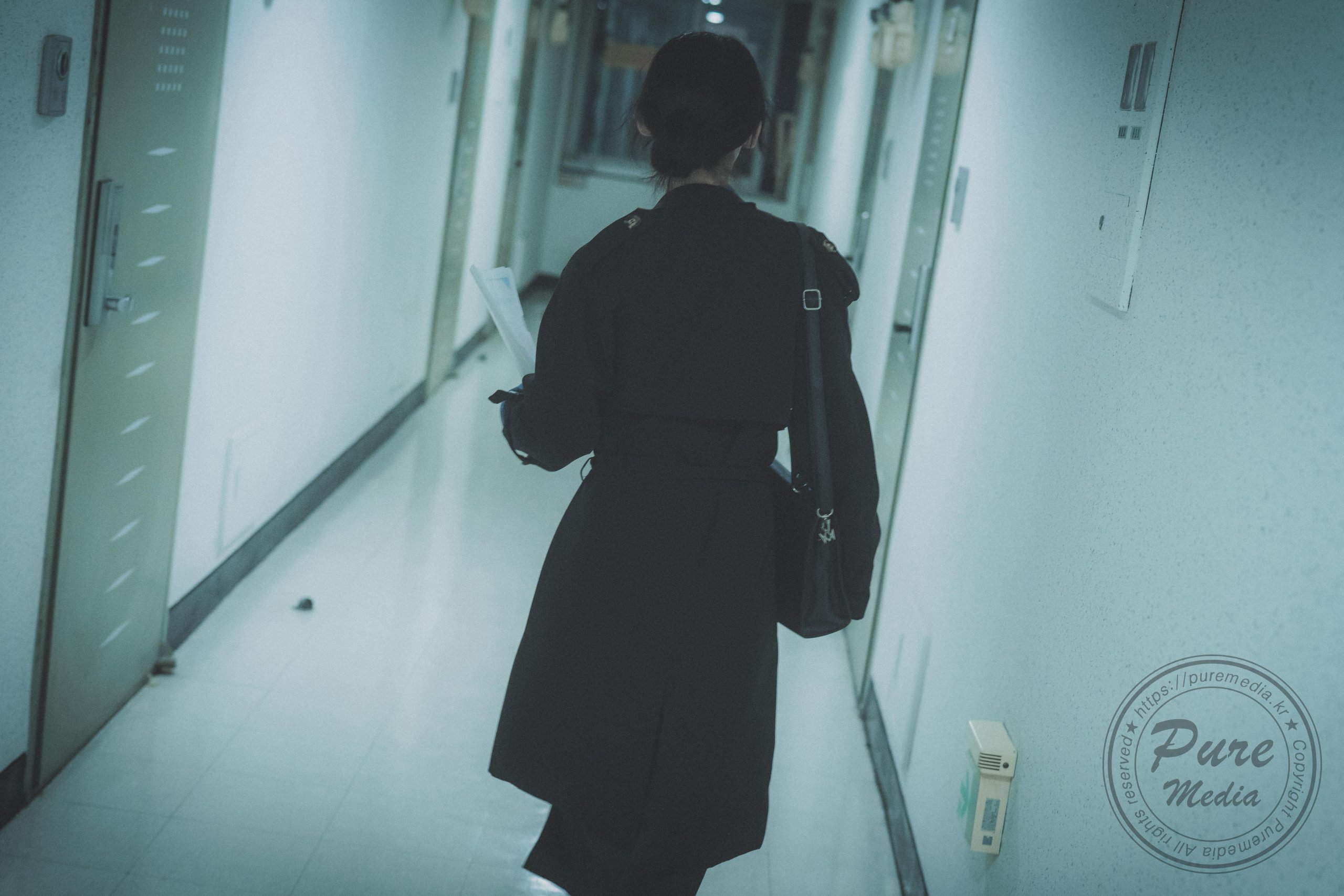 第2章-尾行-女白领故事Yeha-佚名（第8张）